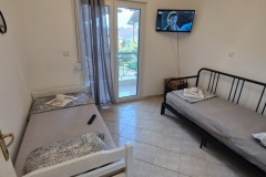 apartman-aleksa-pefkohori-spavaca-soba-1